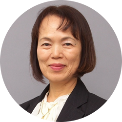 平井　みどり　先生