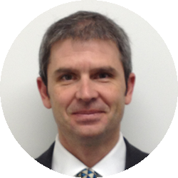 ジョン ハッセィ（Jon Hussey）
